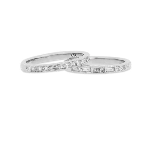 Delicate Double Diamond Rings