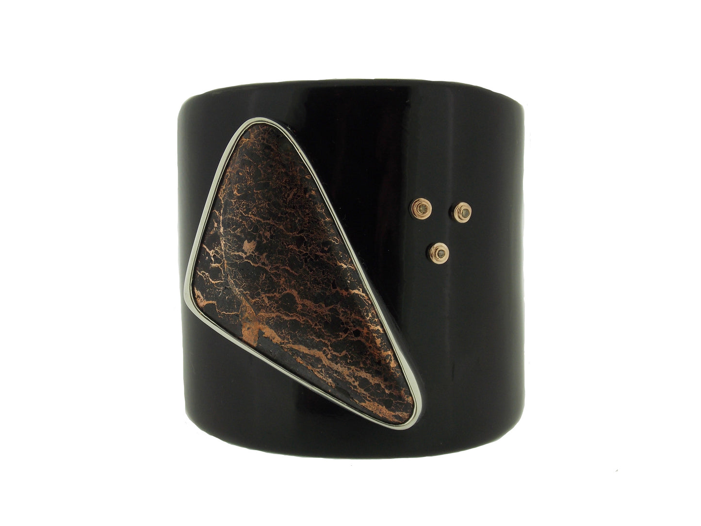 Buffalo Horn, Oregon Pulsite & Champagne Diamond Cuff